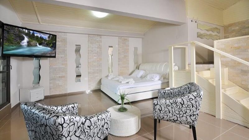 אחוזת כתמר יפרח - סוויטת נוף לאוהבים5