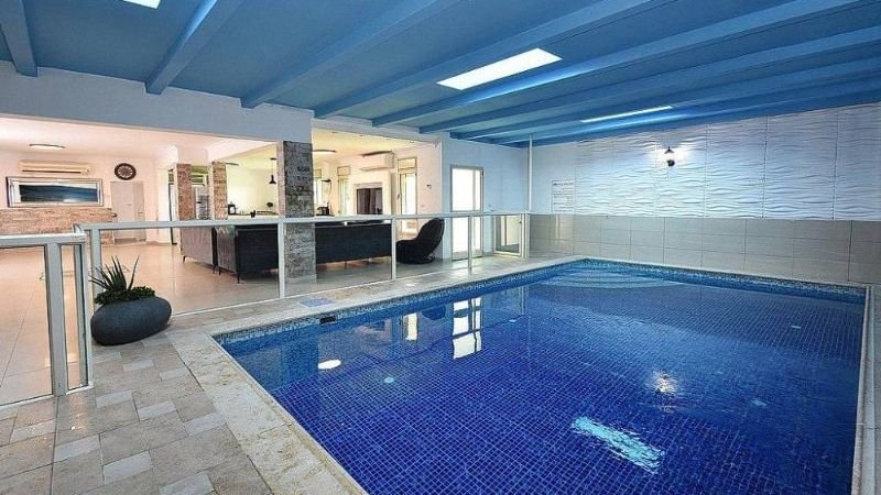 הוילה באחוזה9